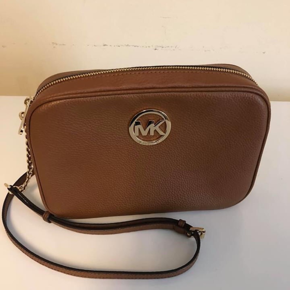 Sling bag
